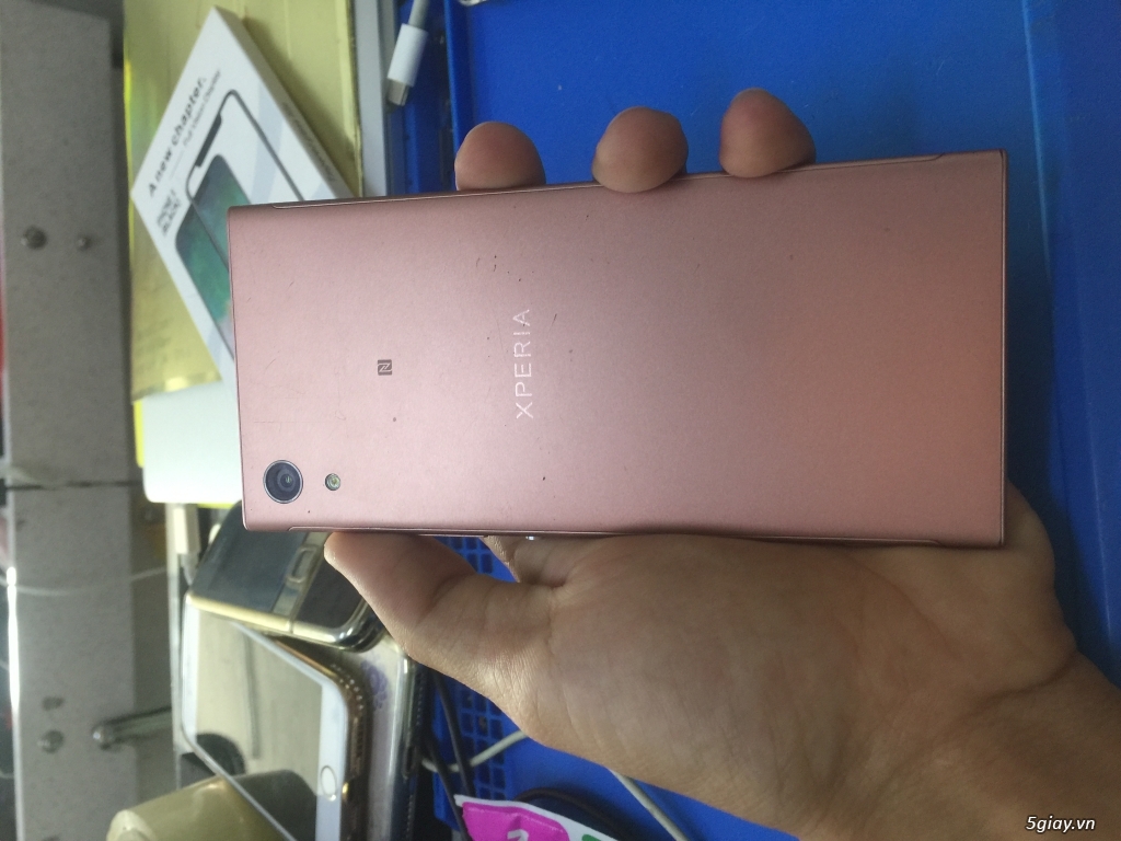 Sony XA 1 Pink - 2