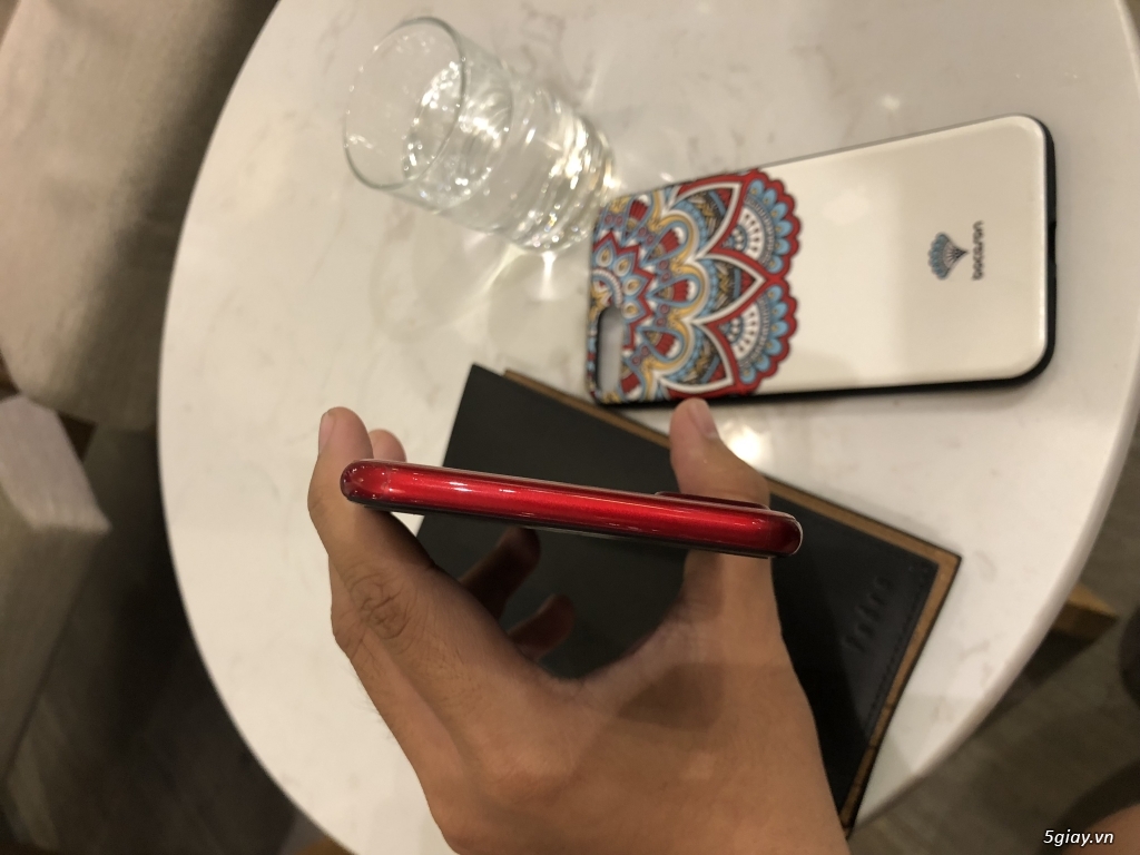 Iphone 8 plus 64gb red hàng hiếm máy + box zin đẹp long lanhm