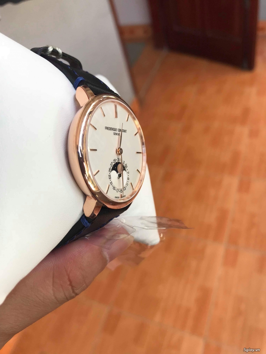 Đồng hồ Thụy sỹ moonphase đẳng cấp - 4
