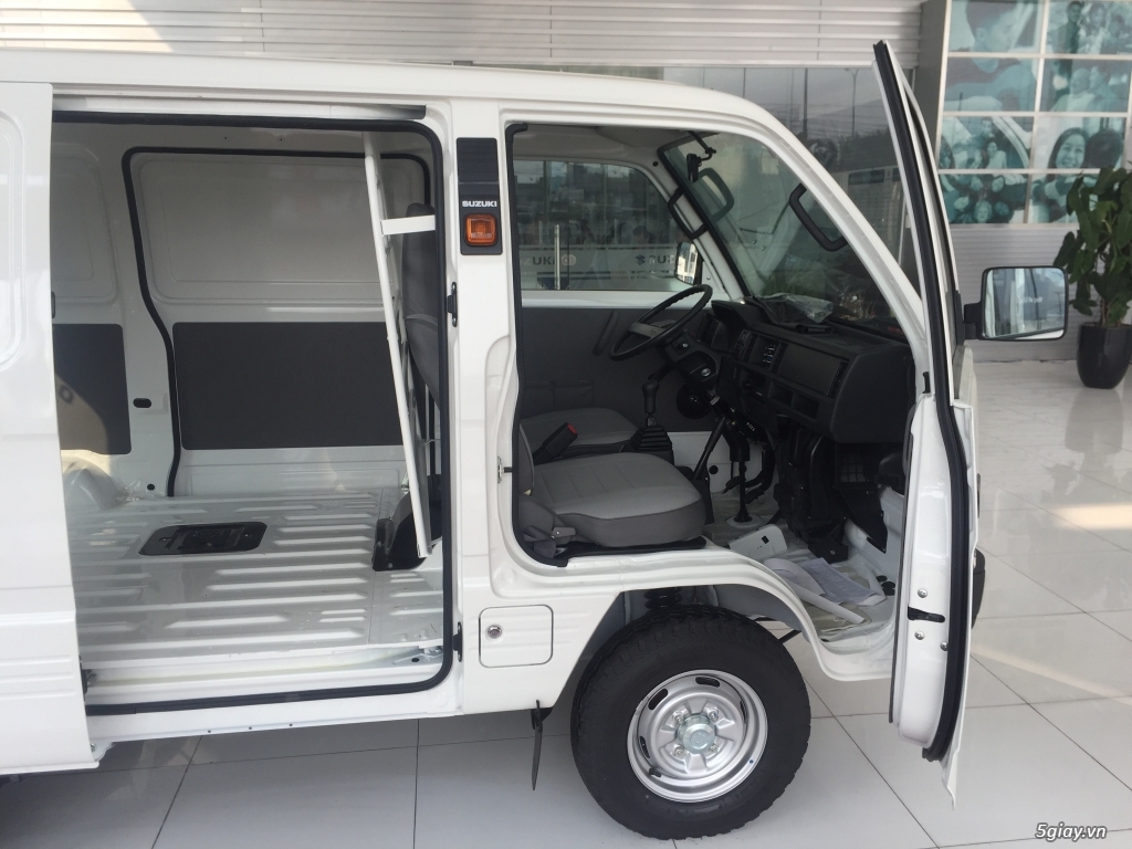 Suzuki blind van 2018 giá rẻ KM lớn gọi ngay: 0989 888 507 - 4