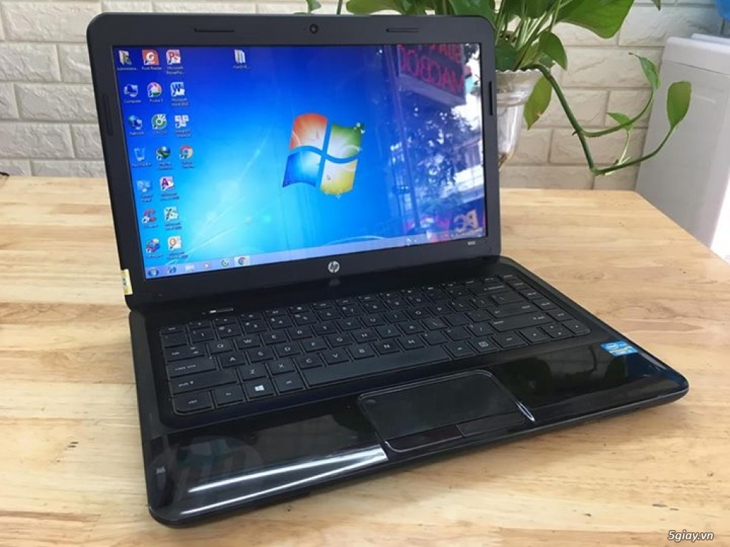 HP Notebook 1000 Chip Intel i3/ RAM 2GB/ 14Inch - 2