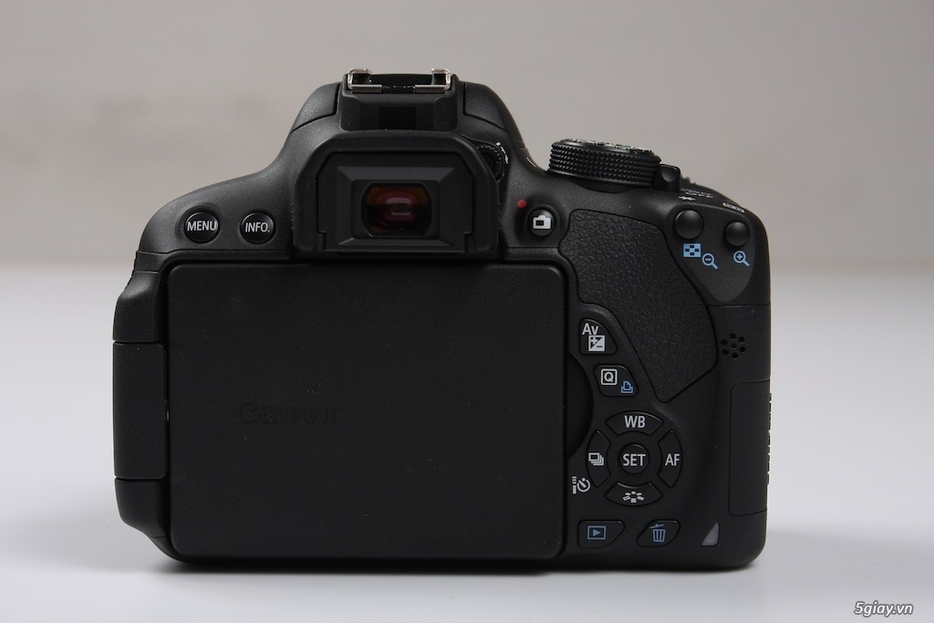 Canon 700D + Kit 18-55 STM Fullbox - 1