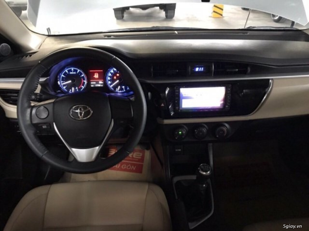 Corolla Altis 1.8G MT 2015 - 630 Triệu