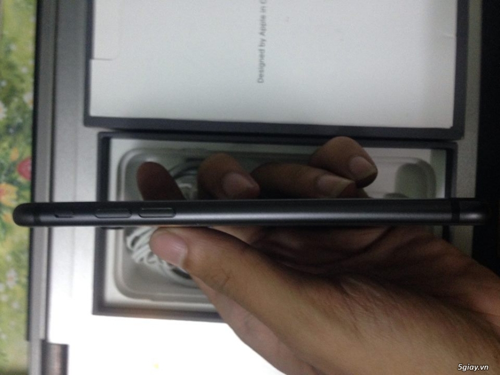 iPhone 8 256GB Gray (Hàng TGDĐ) - 3