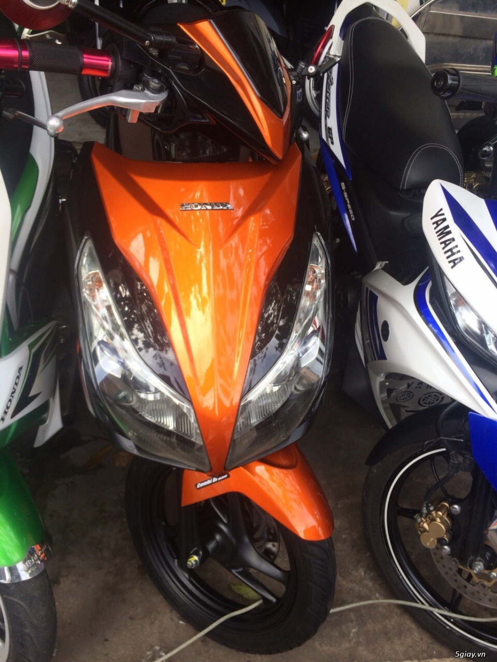 Cần bán Ab 125 fi 2014 màu đen cam- hộ trợ cho trả góp - 1