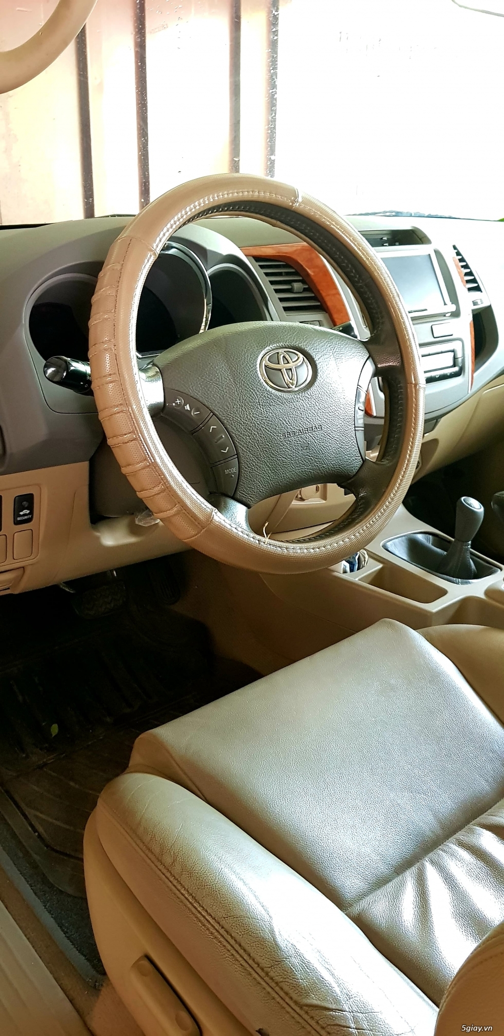 HCM TOYOTA FORTUNER 2012 - 4