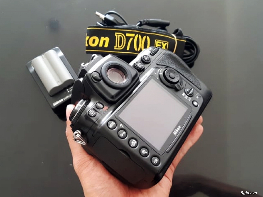 Bán Nikon D700 máy rất đẹp giá rất tốt . - 3