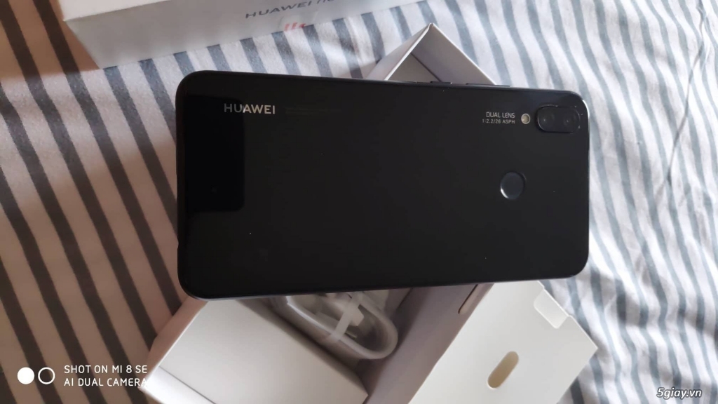 Cần bán huawei nova 3i Black chính hãng