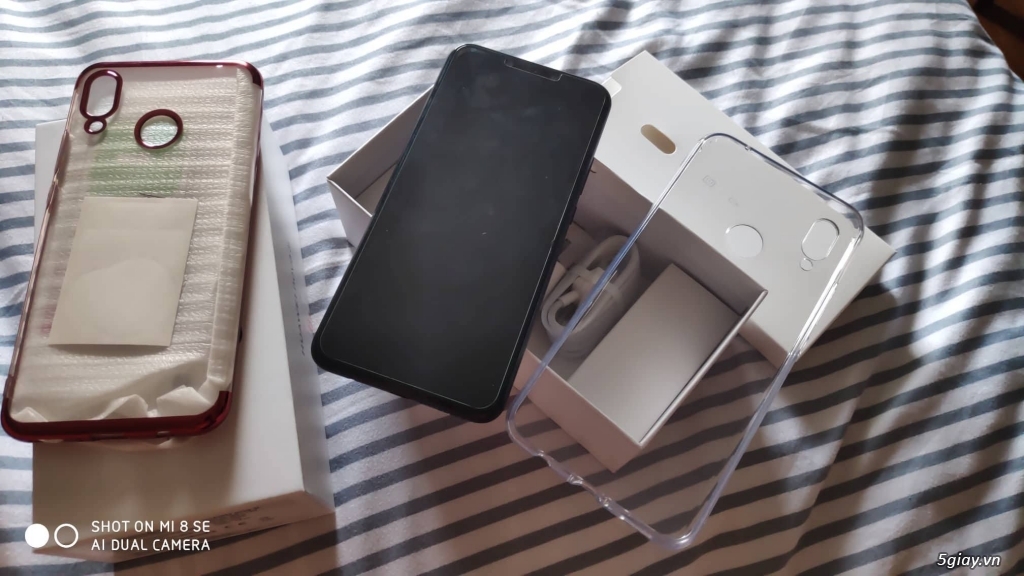 Cần bán huawei nova 3i Black chính hãng - 3