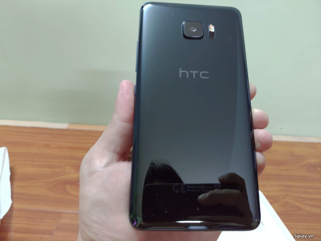 HTC U Ultra Xanh đen - 5