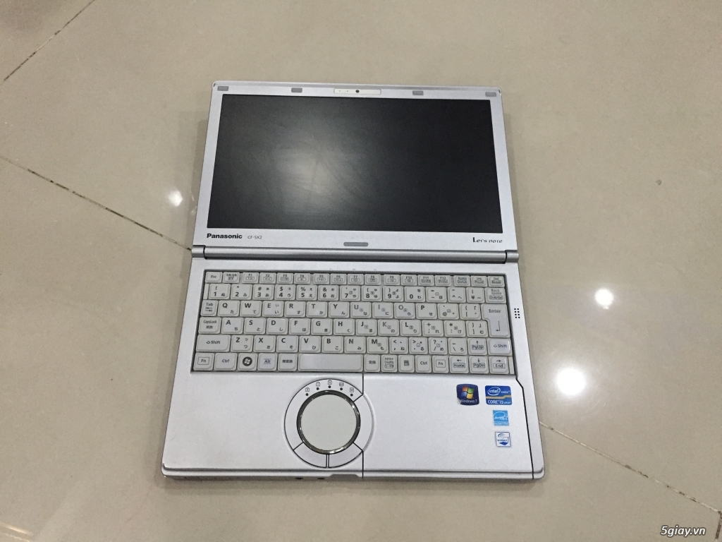 laptop PANASONIC CCF-SX2 i5 3340/4/250, giá 3tr5 quá đẹp