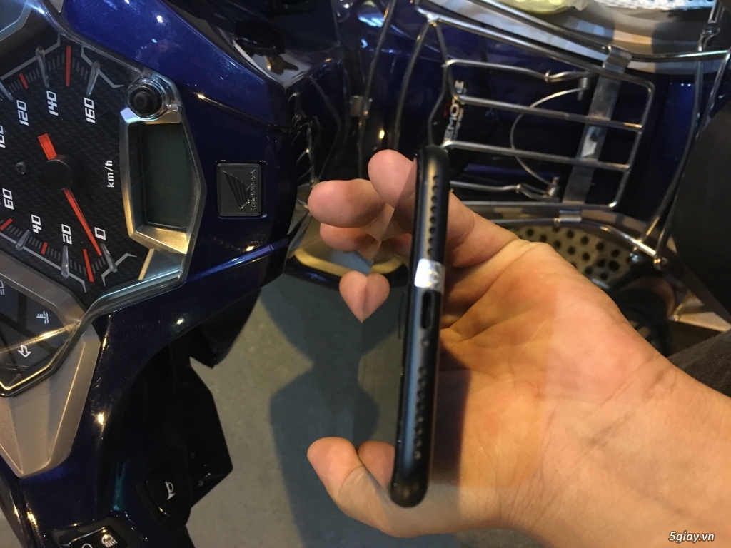 iPhone 7 plus dung lượng 128