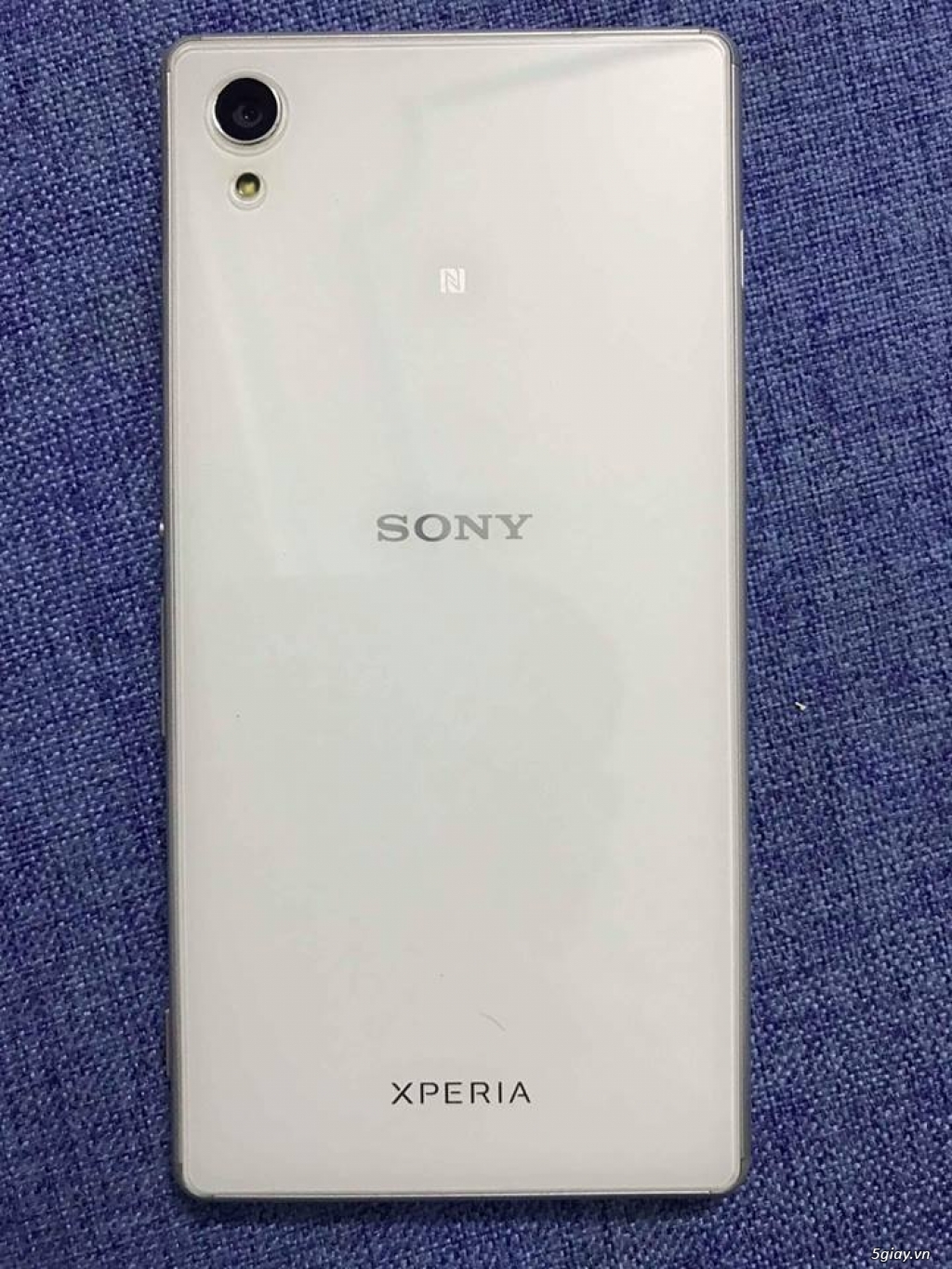 Sony m4 aqua white - zin  like new - 1