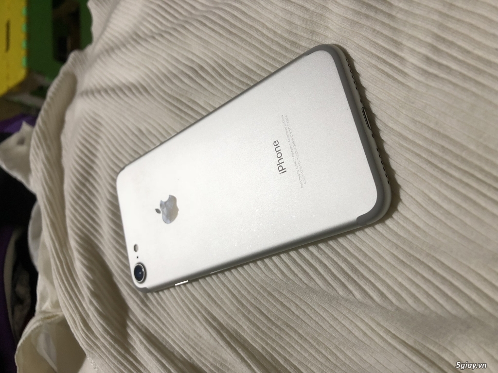 Bán iphone 7 nhỏ 32g màu silver giá 7tr2 - 3