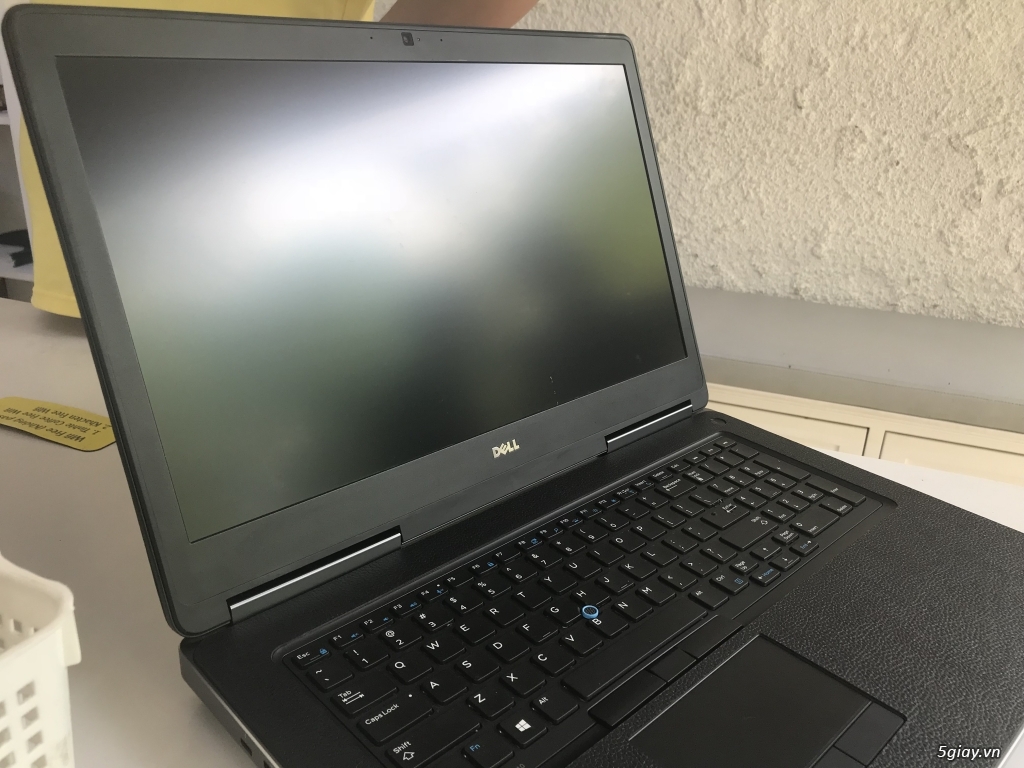 Dell Precision 7710 cùi bắp cần đi nhanh! - 3