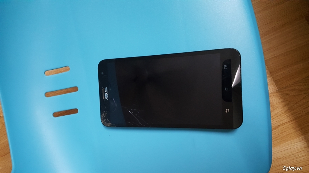 Bán điện thoại Asus Zenfone 2 Laser đen 16GB 5.5''