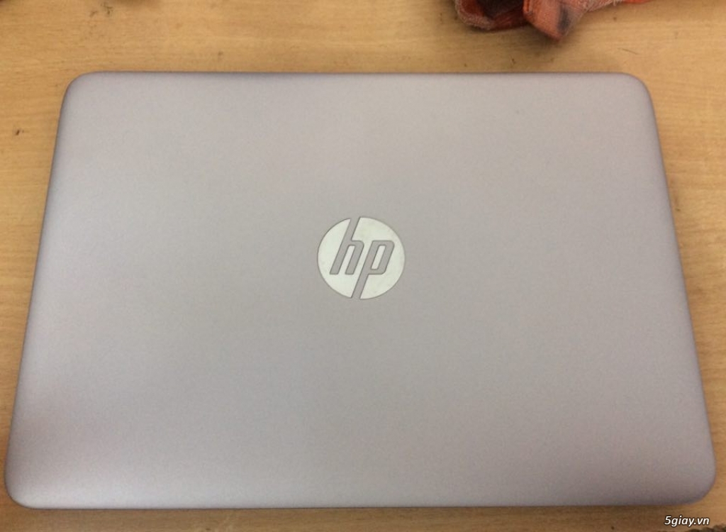 HP EliteBook 820 G3 Core i5 12 inch