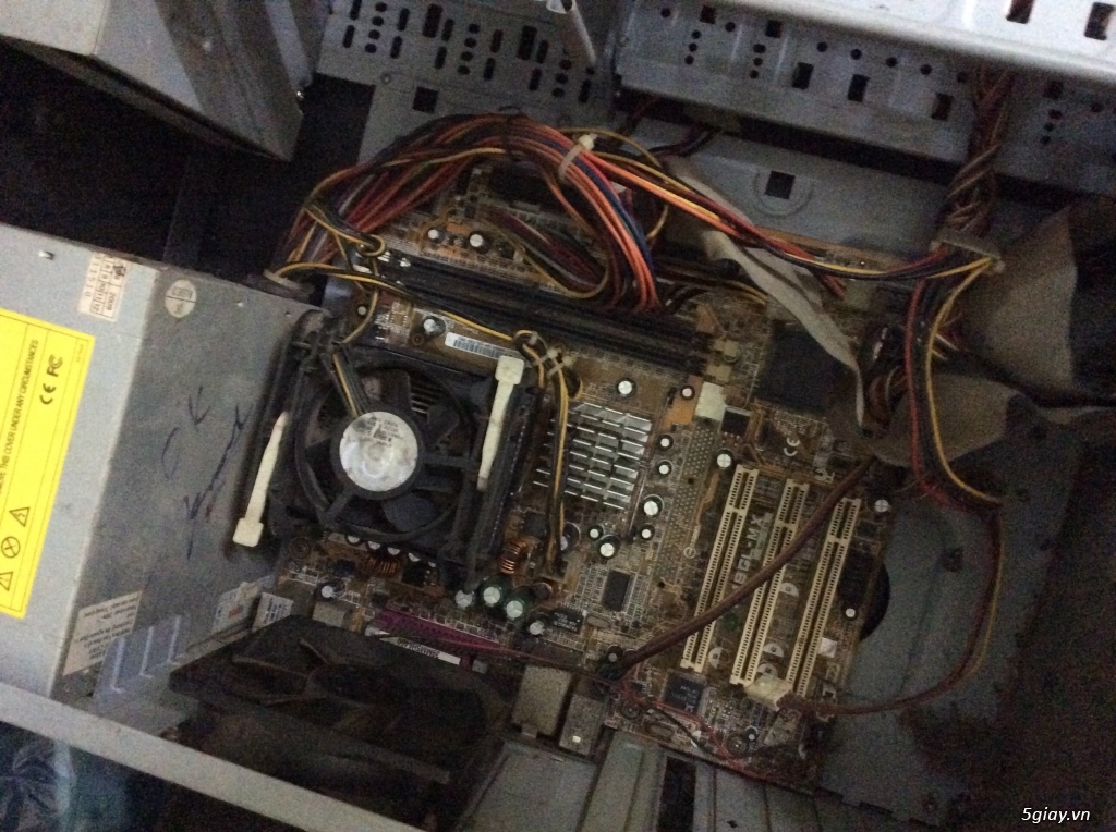 2 thùng cpu ve chai 200k - 2