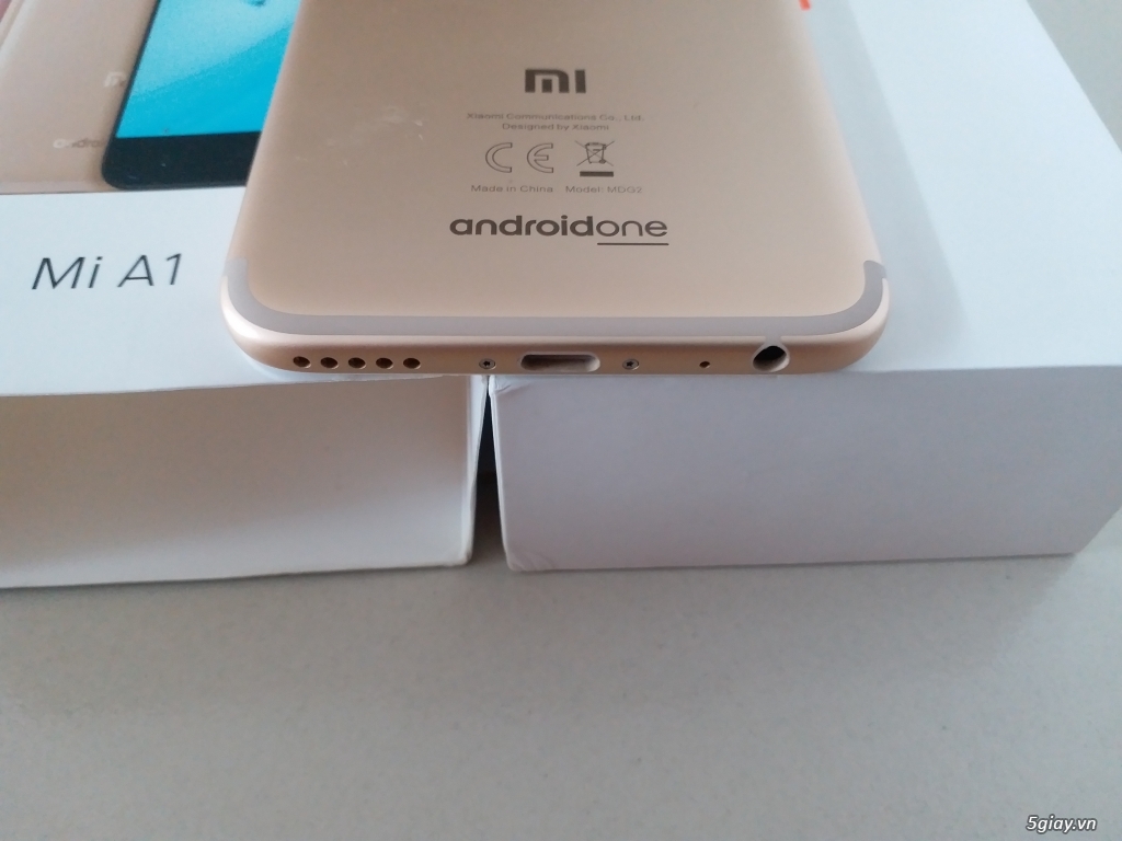 Xiaomi A1.gold 64g cty bh fullbox - 3