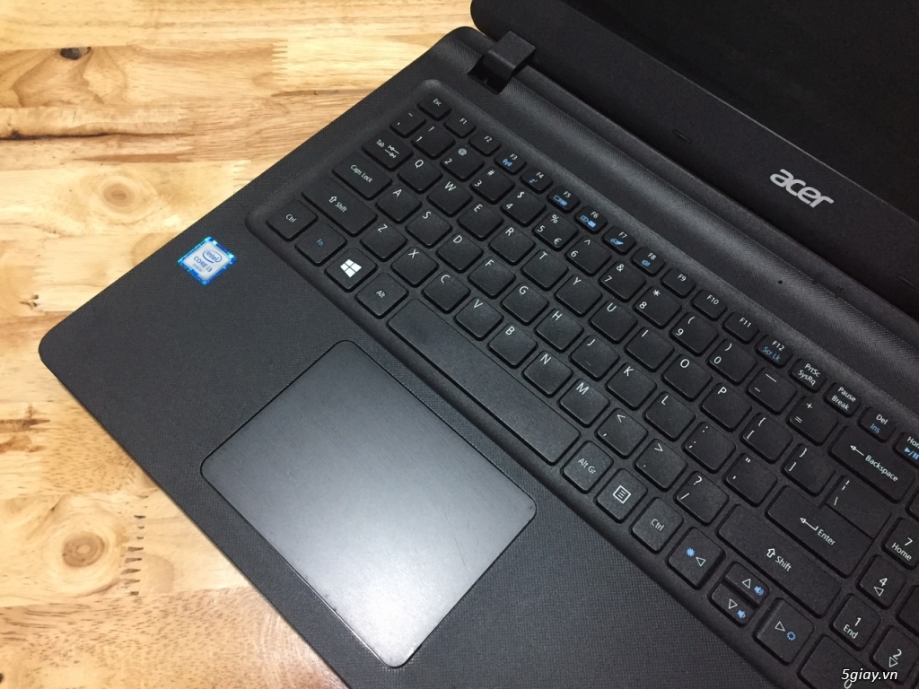 Bán Laptop Acer ES1-572 i3 7100 4g 500g - 4