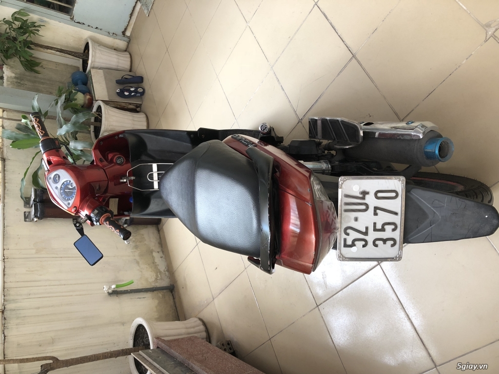 Nouvo 2005 1 đời chủ