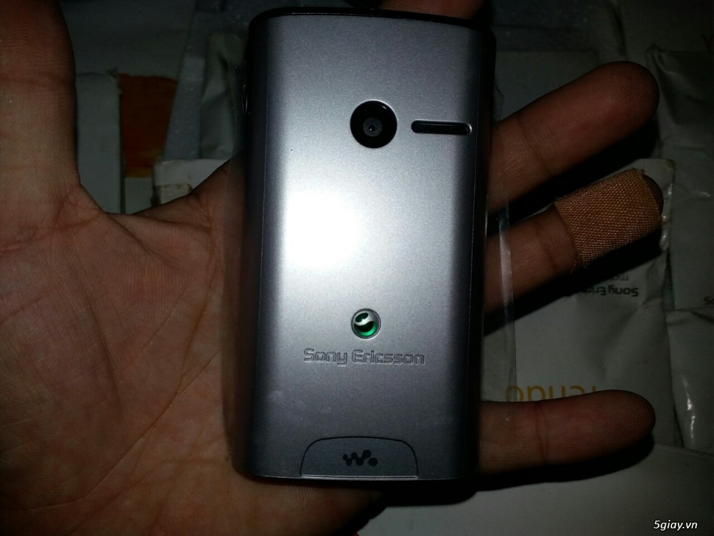 Mô hình điện thoại Sony Ericsson - 8