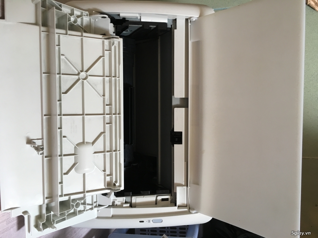 Cần thanh lý 2 máy in A4. 1 máy in A3