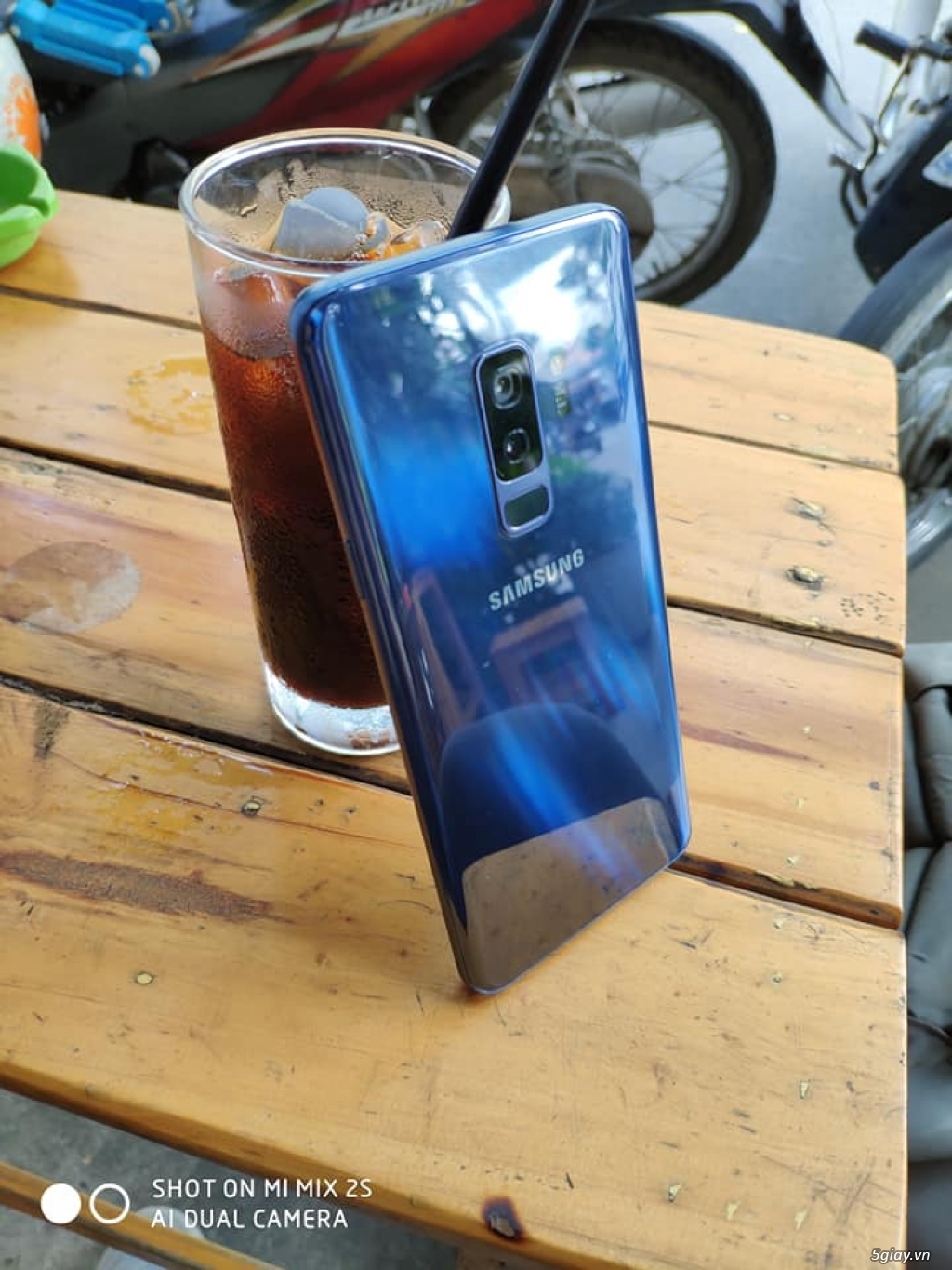 Samsung S9+ - 1