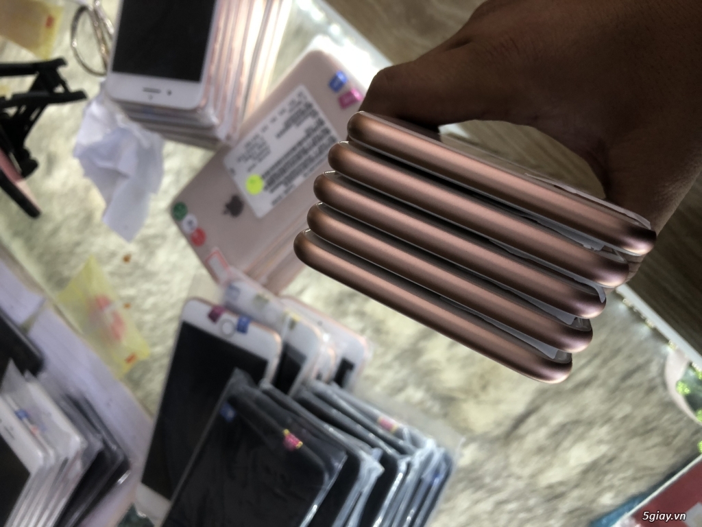 iPhone 8 Plus 64g quốc tế zin như mới - 1
