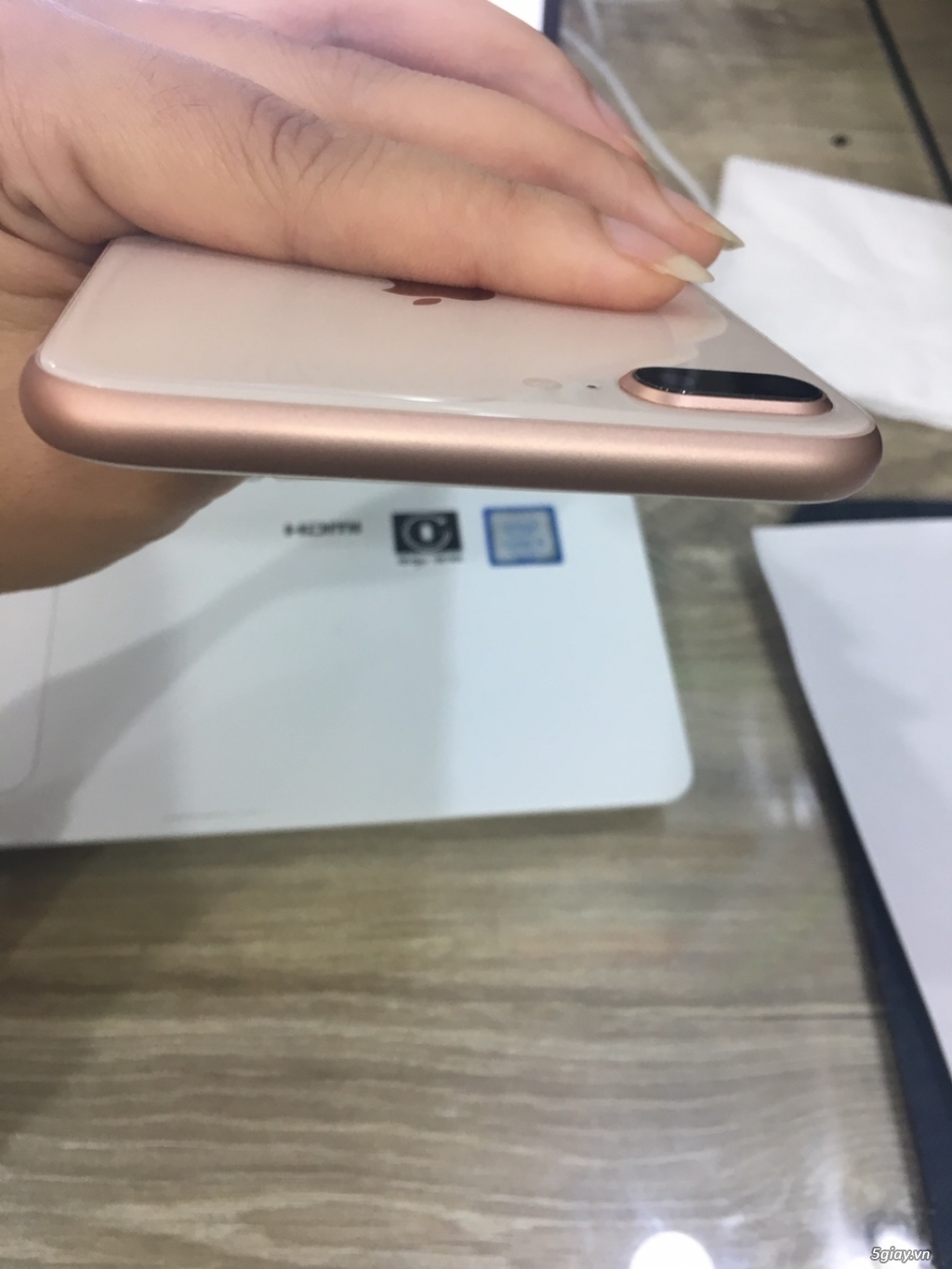 iphone 8plus 64gb vàng hồng đẹp lung linh zin như mới bảo hành - 3