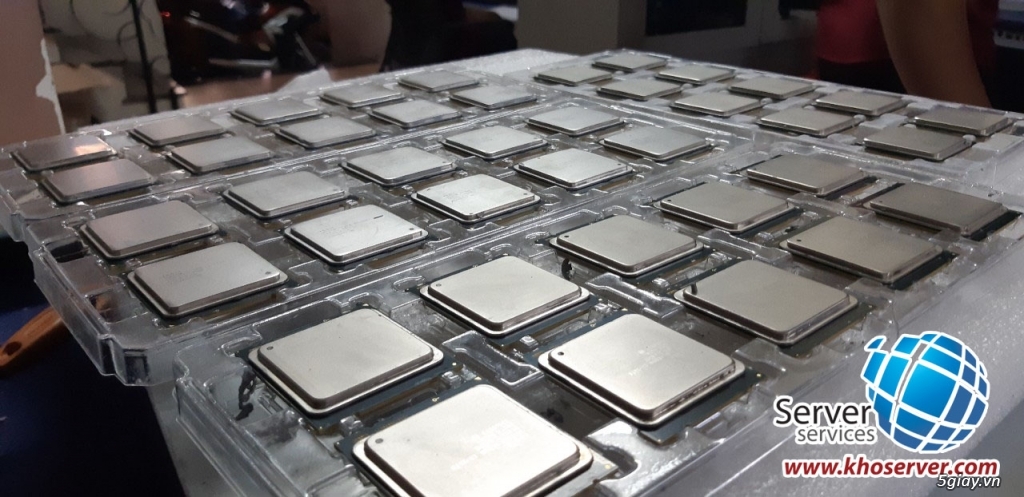 CPU Xeon E5-2680v2 giá 5tr2 - 5