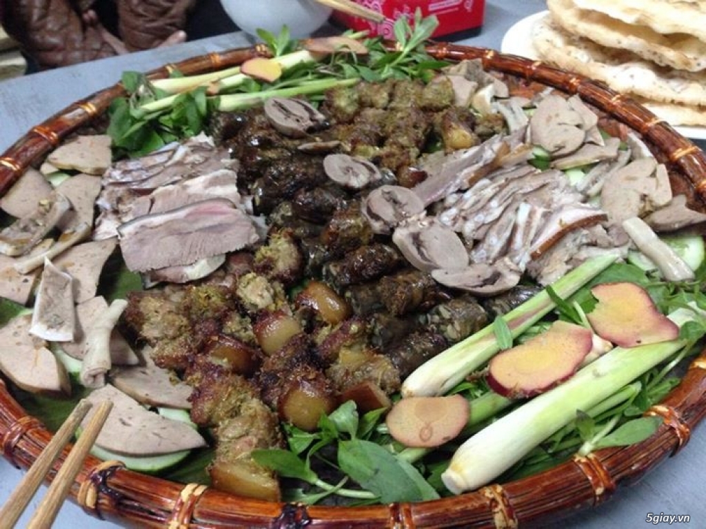 Ăn vặt cùng chị tui