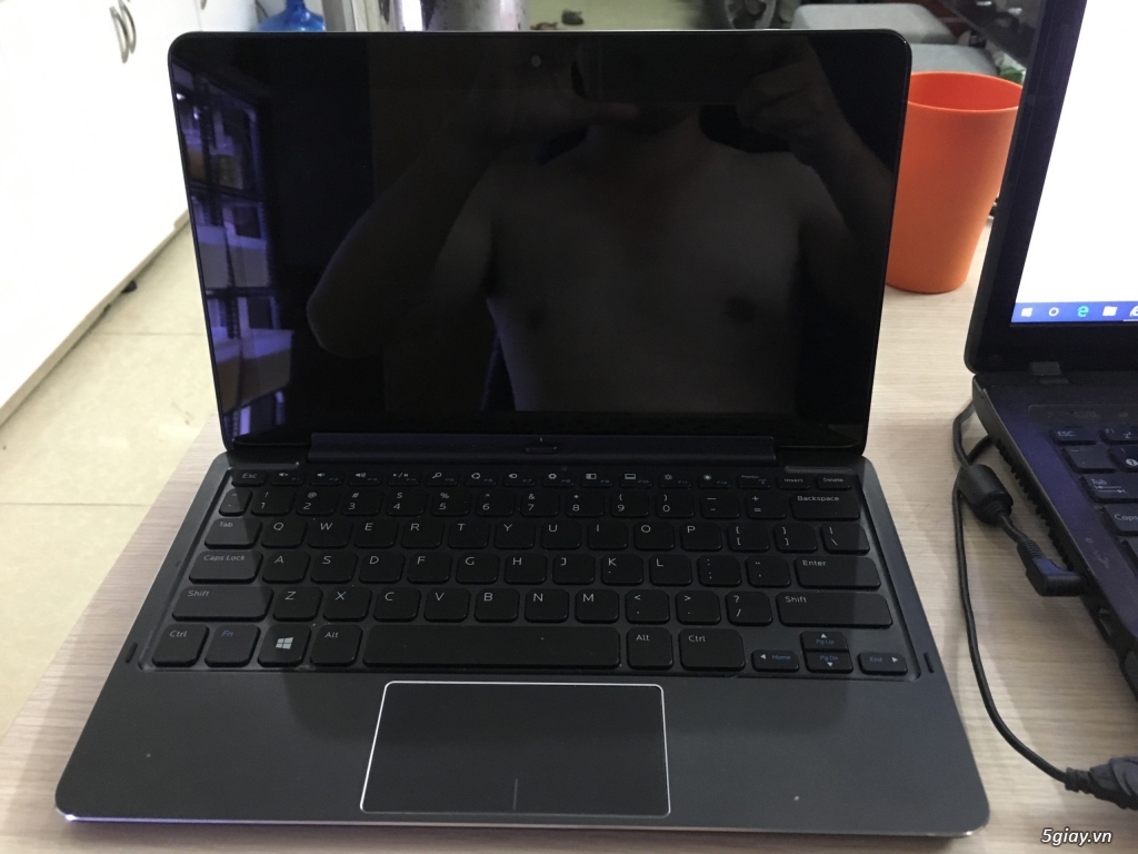 Dell Venue 11 pro Atom, 2GB RAM, 64GB SSD - 3