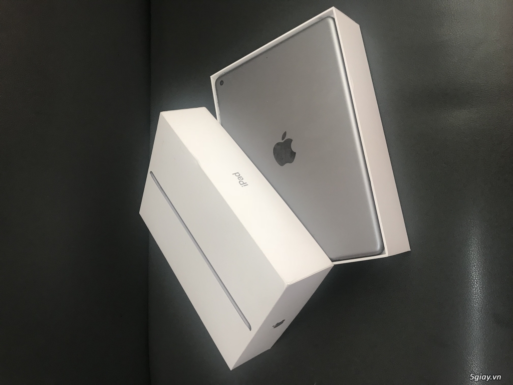 Ipad Gen6 128Gb Only Wifi Gray Liknew Full Box