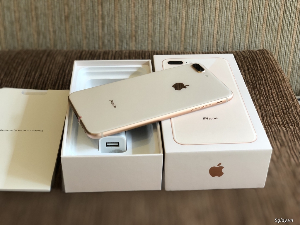 Cần bán nhanh : IPHONE 8Plus 64GB GOLD - 1