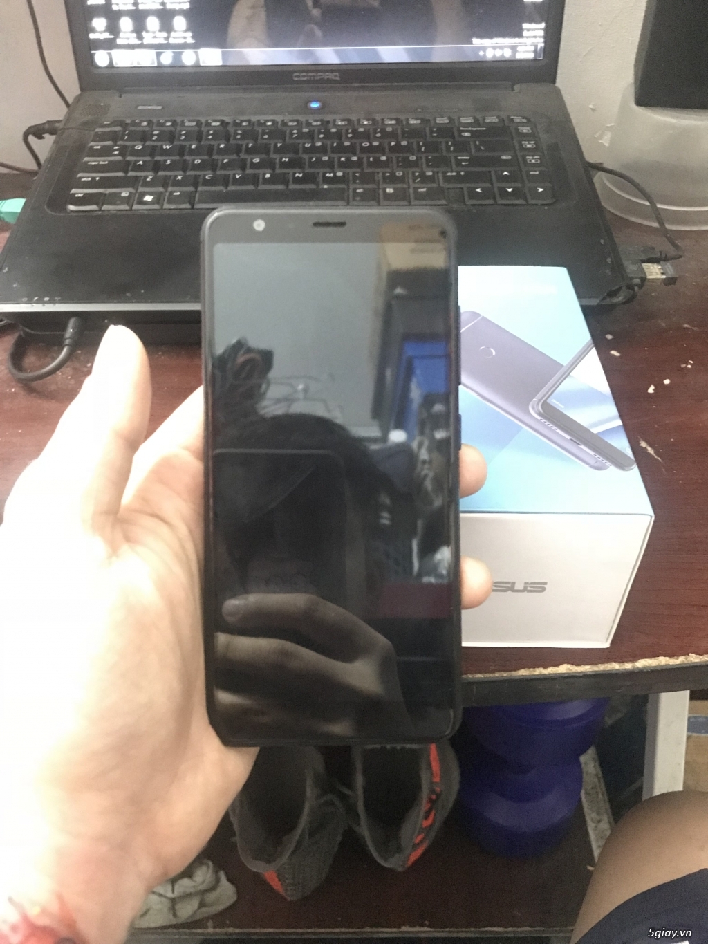Asus Zenfone Max Plus M1 Black Fullbox 99% BH dài - 1