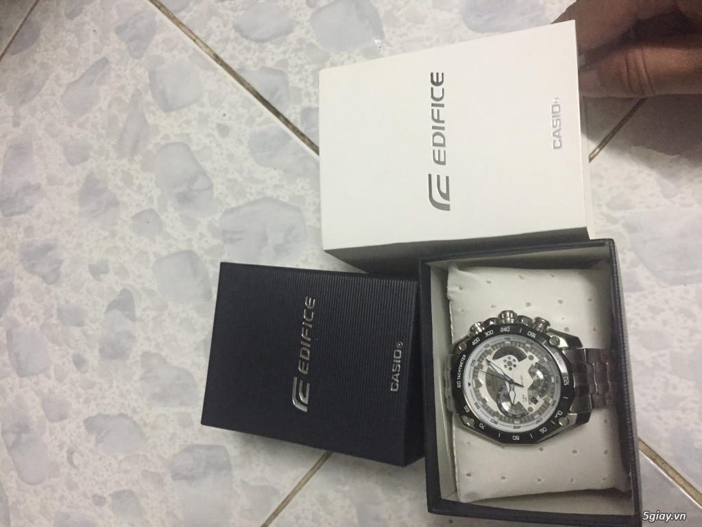Casio edf 550 full box - 1