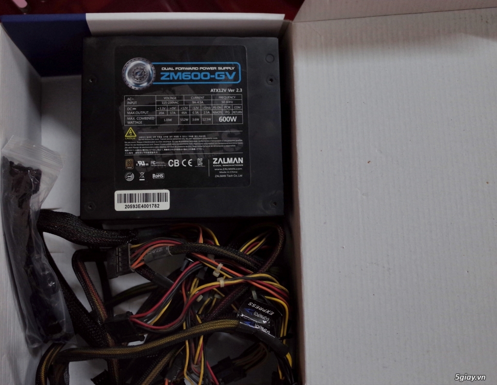 Dư dùng, bán lại cho bạn nào cần. GTX 970, màn 32 - 1