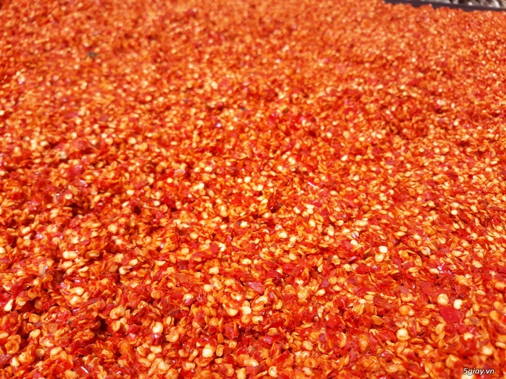 Bán bột ớt khô 90.000đ/kg, loại 2: 30.000 đ/kg .