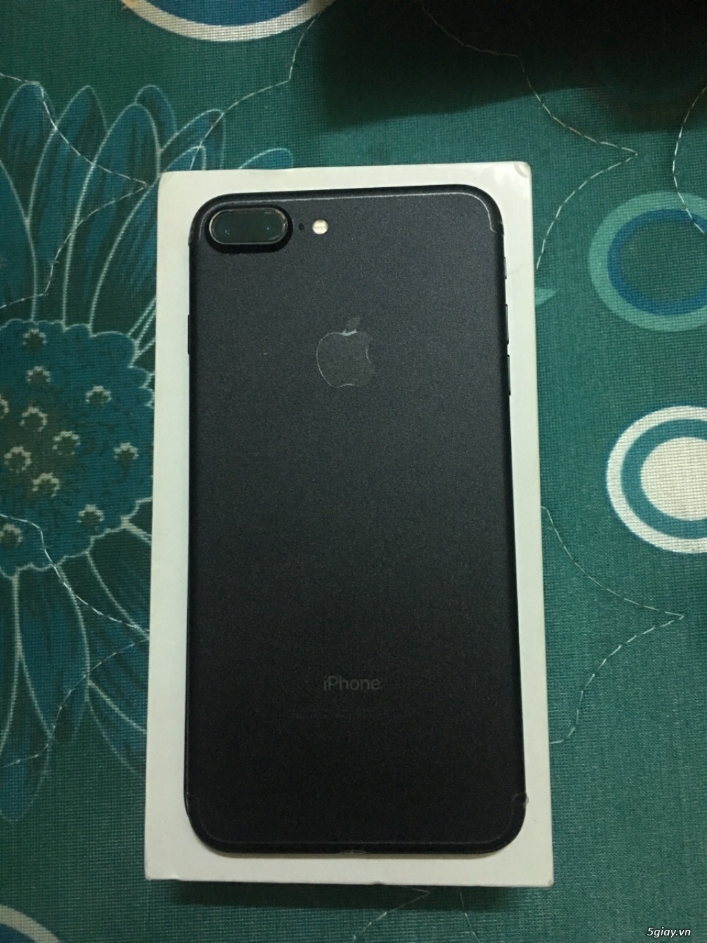 Cần bán iphone 7 plus lock 128Gb đen nhám , còn bảo hành 2.2019 - 2