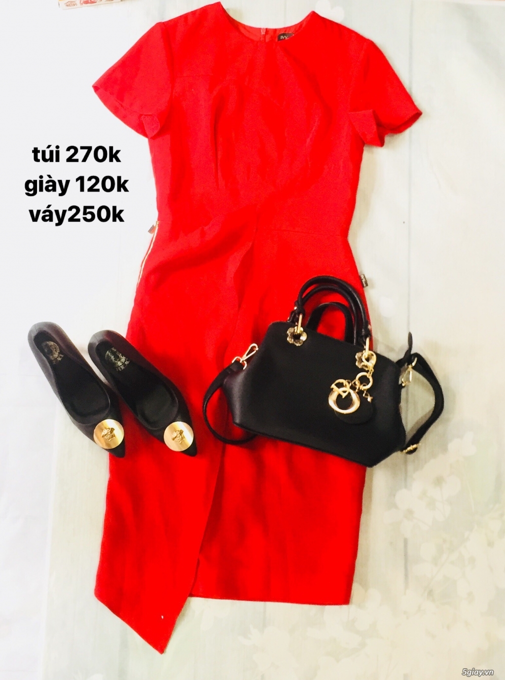 Quần áo , váy vóc kí gửi - 1