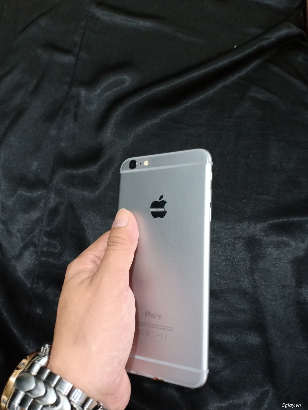 Bán nhanh IP 6Plus Grey 128G. 5tr6