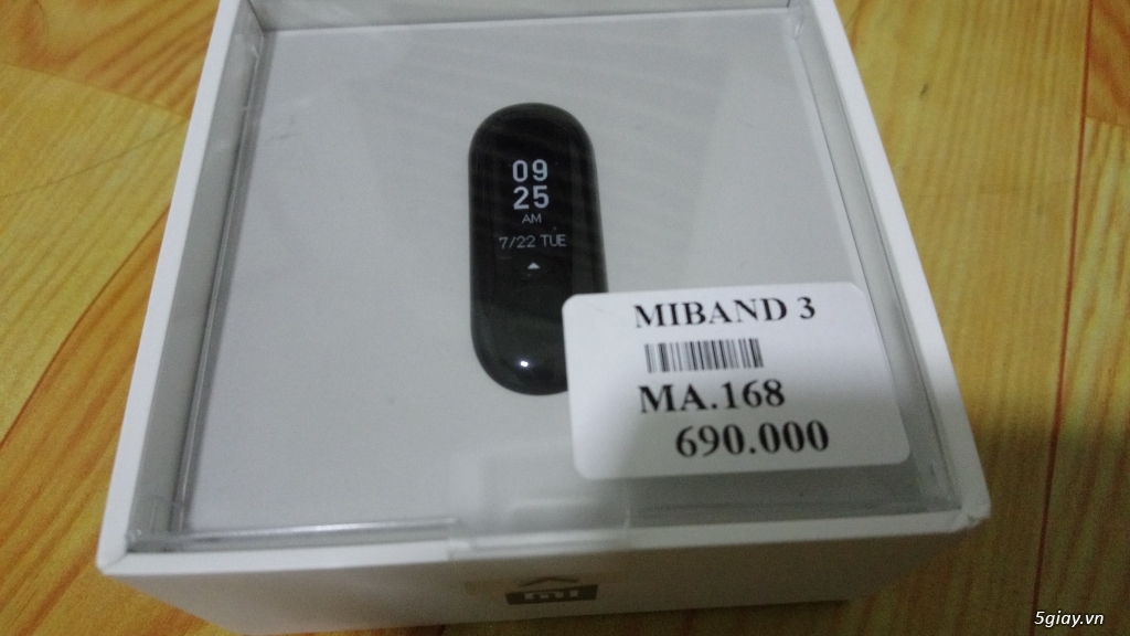 Cần bán miband3 mới ken chưa qua sử dụng, bảo hành đầy đủ