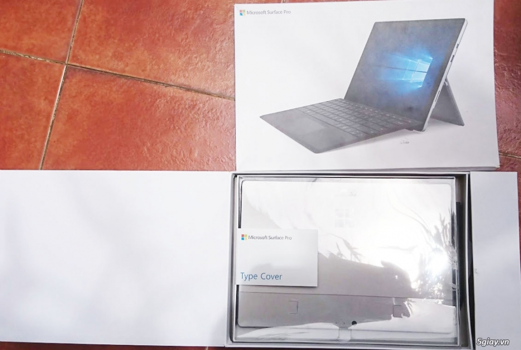 SurfaceBook I5 8GB256GB / SurfacePro4 I5 4GB128GB - 1