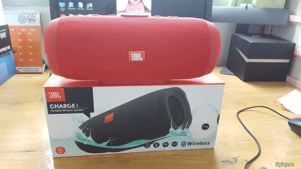 Loa bluetooth JBL charge 3 Tích hợp xạc, học tiếng anh, nghe nhac - 5