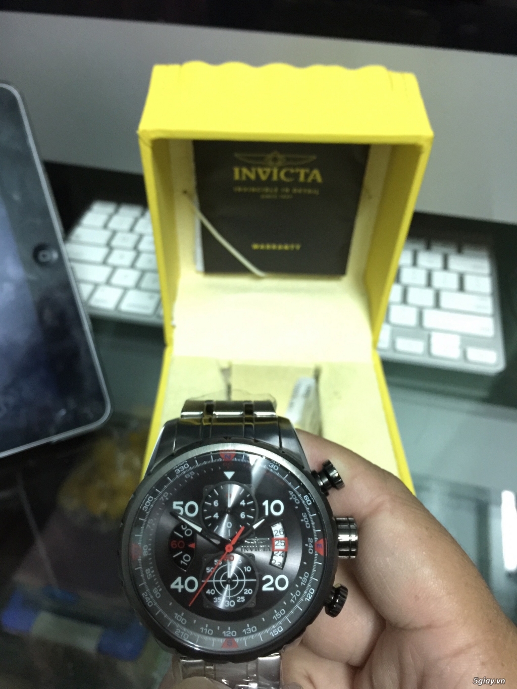 Thanh lý đồng hồ Invicta Aviator