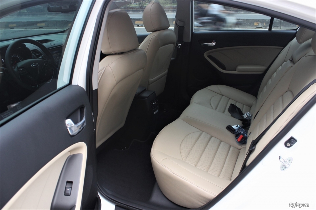 KIA CERATO, XE PHÂN KHÚC C GIÁ TỐT NHẤT CHỈ TỪ 498 TRIỆU - 5