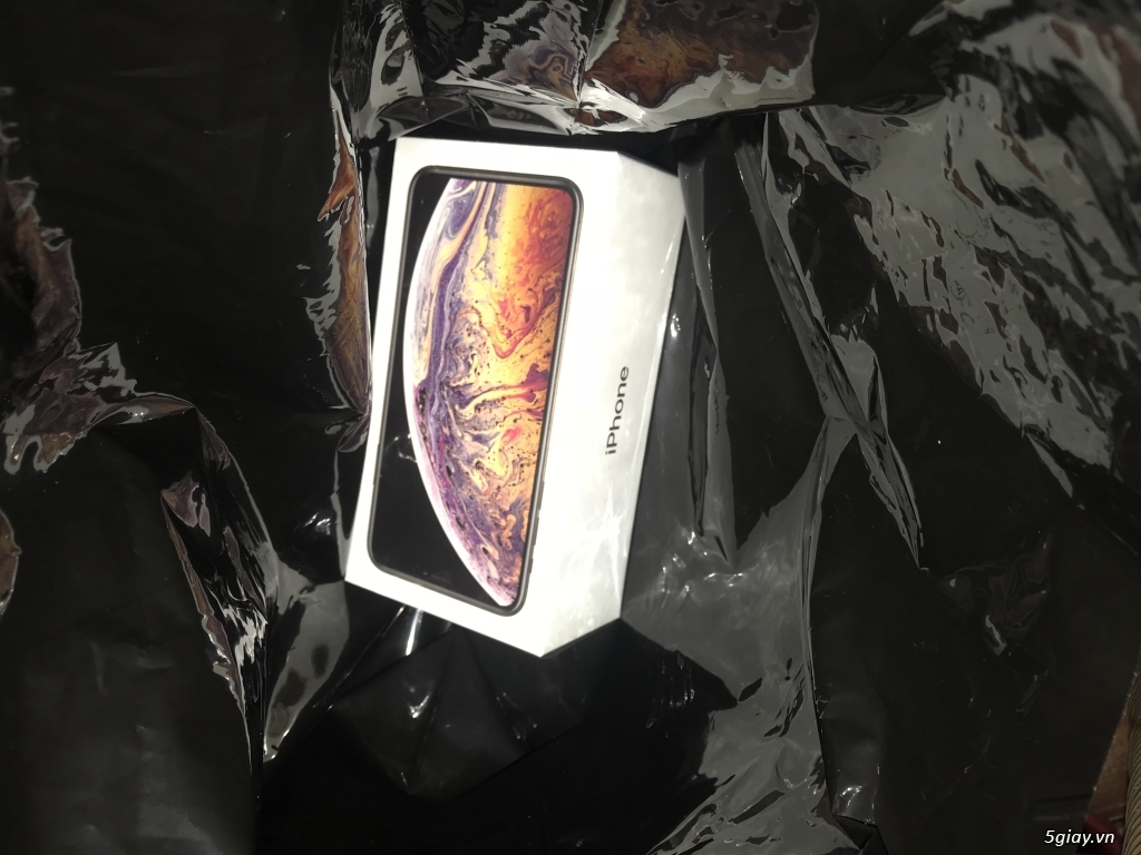 Iphone XS MAX 64g chưa active gold hot - 1