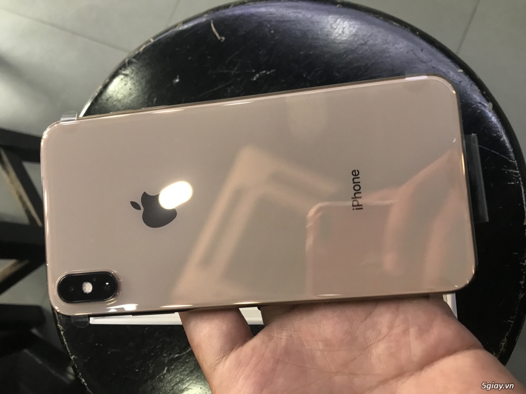 Iphone XS MAX 64g chưa active gold hot