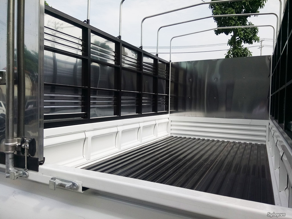 Xe tải 2.49 tấn KIA FRONTIER K250 (KIA K250) mui bạt, màu trắng, 2018 - 2